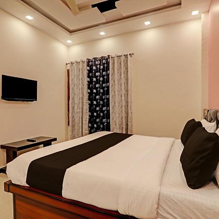 Hotel O Awadh International Bela Pratapgarh Bagian luar foto