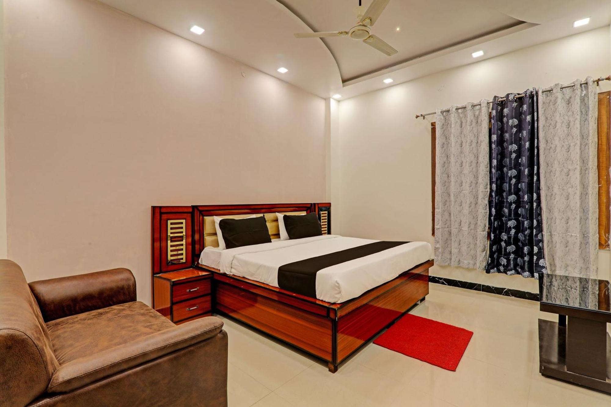 Hotel O Awadh International Bela Pratapgarh Bagian luar foto