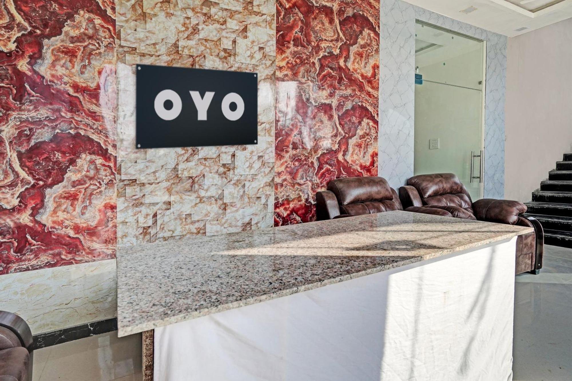 Hotel O Awadh International Bela Pratapgarh Bagian luar foto