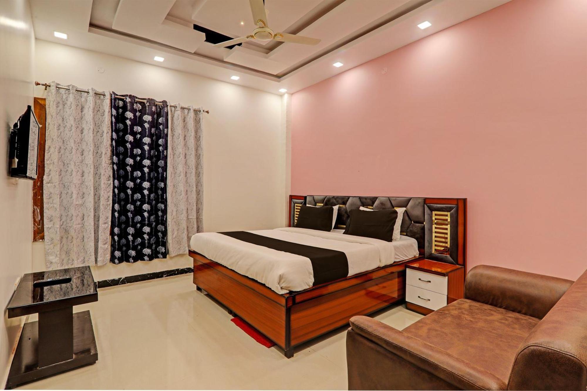 Hotel O Awadh International Bela Pratapgarh Bagian luar foto